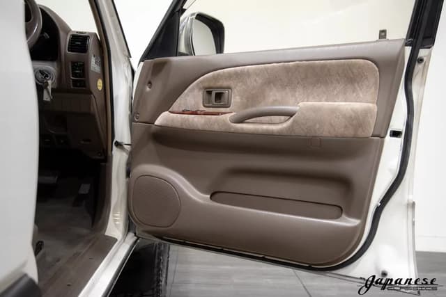 1999 Toyota Land Cruiser Prado JDM car for sale — photo 20 of 25