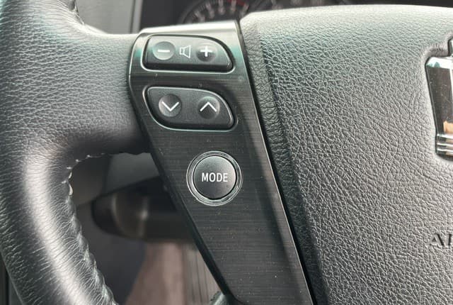 2008 Toyota Crown JDM car for sale — photo 14 of 25
