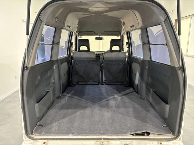 1993 Mitsubishi Minicab JDM car for sale — photo 22 of 25