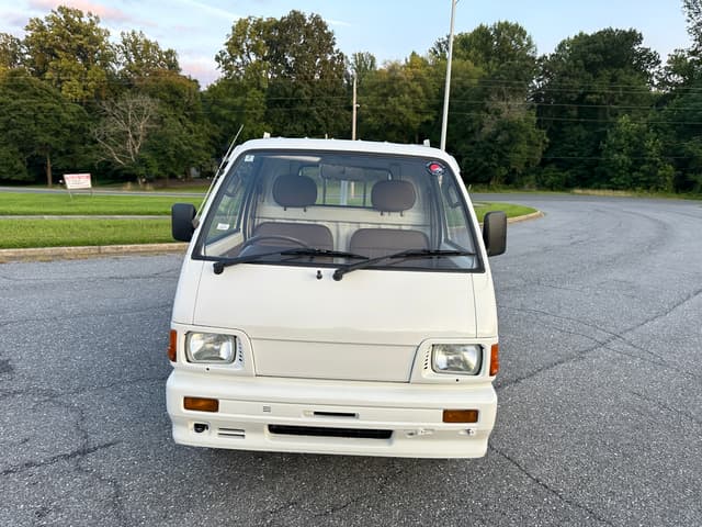 1991 Daihatsu Hijet JDM car for sale — photo 10 of 17