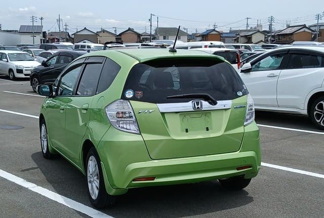 2011 Honda Fit JDM car for sale — photo 3 of 25