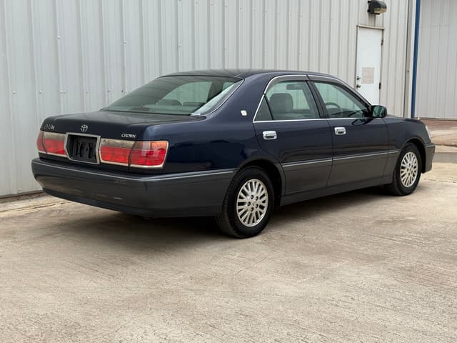 2000 Toyota Crown JDM car for sale — photo 3 of 19