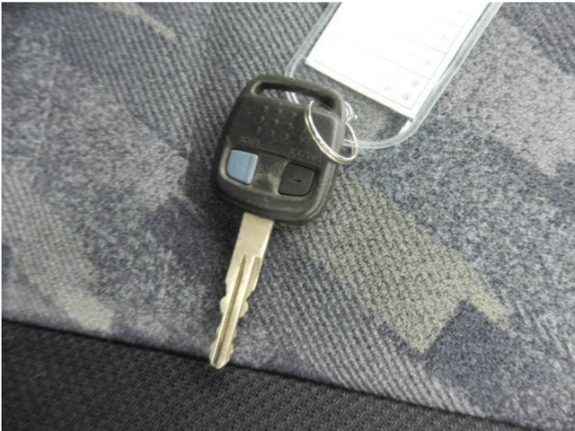 1998 Nissan Skyline JDM car for sale — photo 13 of 25