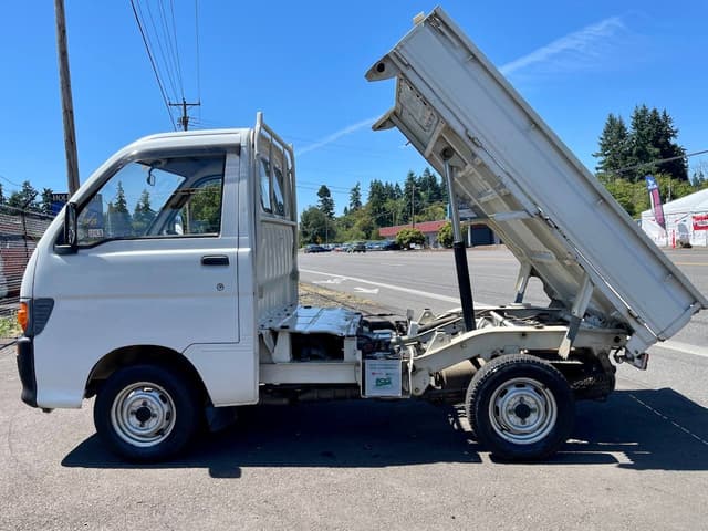 1994 Daihatsu Hijet JDM car for sale — photo 6 of 25