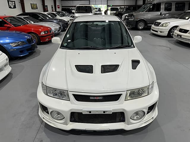 1998 Mitsubishi Lancer Evolution JDM car for sale — photo 11 of 19