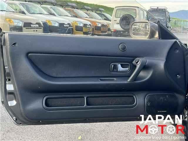 1993 Nissan Skyline JDM car for sale — photo 9 of 10