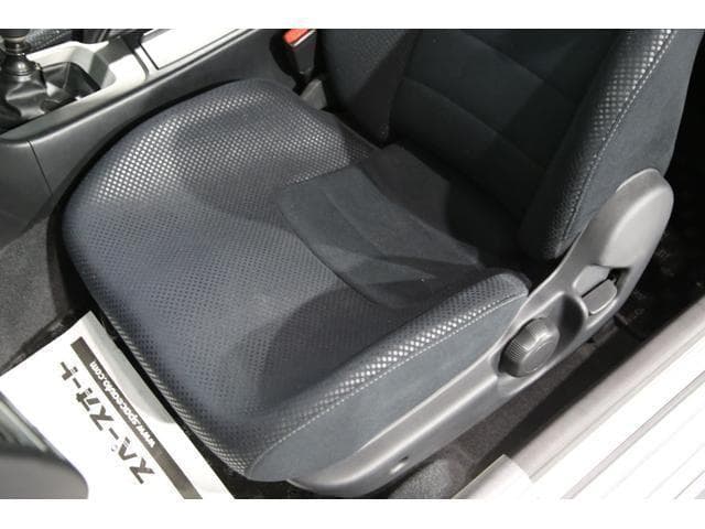 2001 Nissan Skyline JDM car for sale — photo 12 of 16