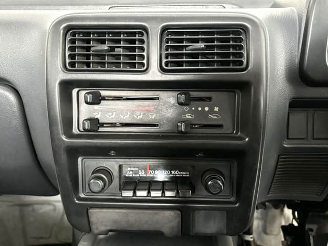 1993 Daihatsu Hijet JDM car for sale — photo 11 of 25