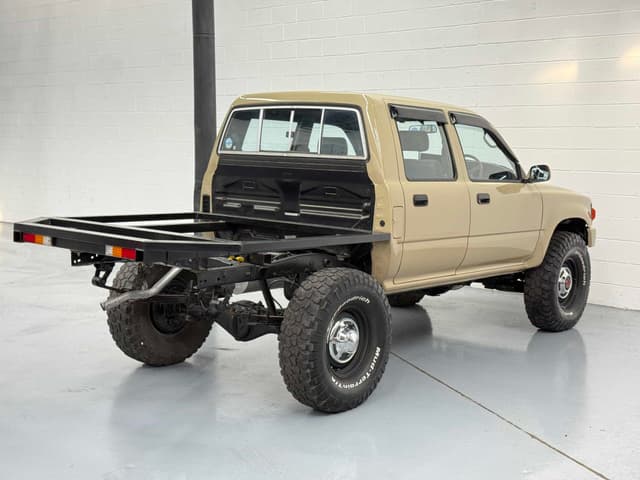 1991 Toyota Hilux JDM car for sale — photo 9 of 25