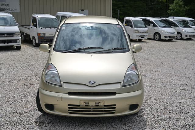 2000 Toyota JDM car for sale — photo 2 of 2