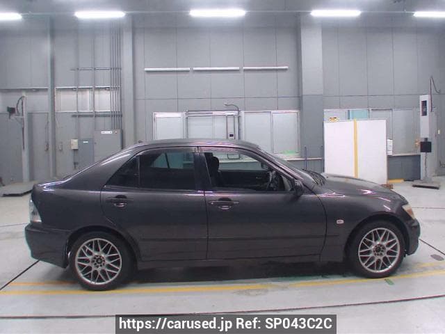 1999 Toyota Altezza JDM car for sale — photo 3 of 3