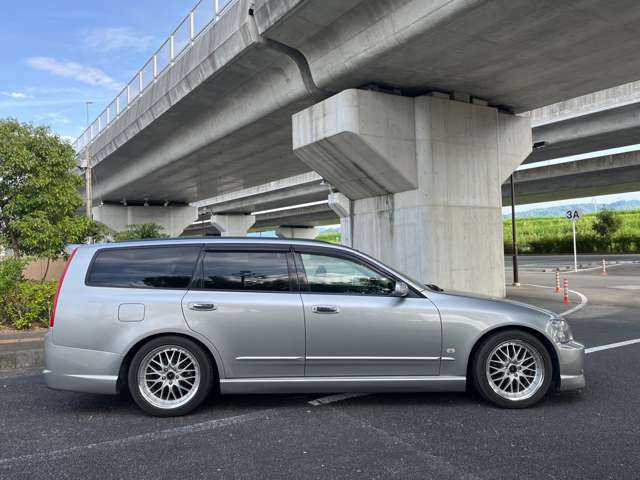 2001 Nissan Stagea JDM car for sale — photo 19 of 20