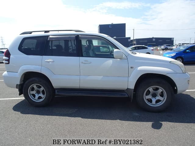 2006 Toyota Land Cruiser Prado JDM car for sale — photo 6 of 25
