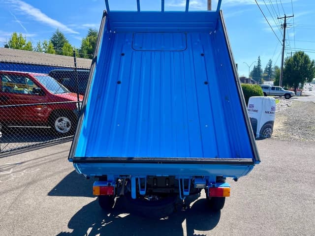 1998 Daihatsu Hijet JDM car for sale — photo 16 of 25