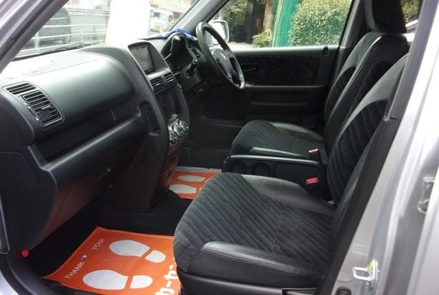 2003 Honda CR-V JDM car for sale — photo 24 of 25