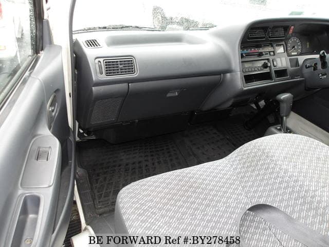 2001 Toyota HiAce JDM car for sale — photo 25 of 25