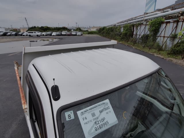2002 Daihatsu Hijet JDM car for sale — photo 14 of 25