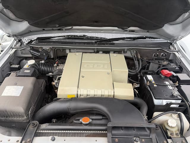 2000 Mitsubishi Pajero JDM car for sale — photo 9 of 16