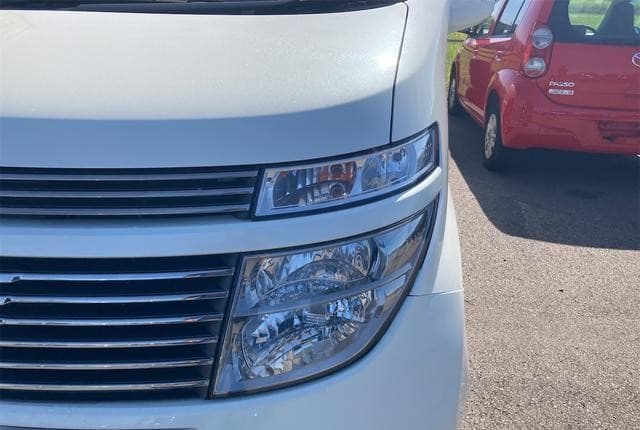 2003 Nissan Elgrand JDM car for sale — photo 5 of 25