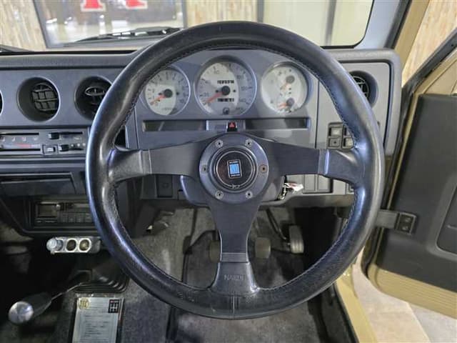 1996 Suzuki Jimny JDM car for sale — photo 18 of 24