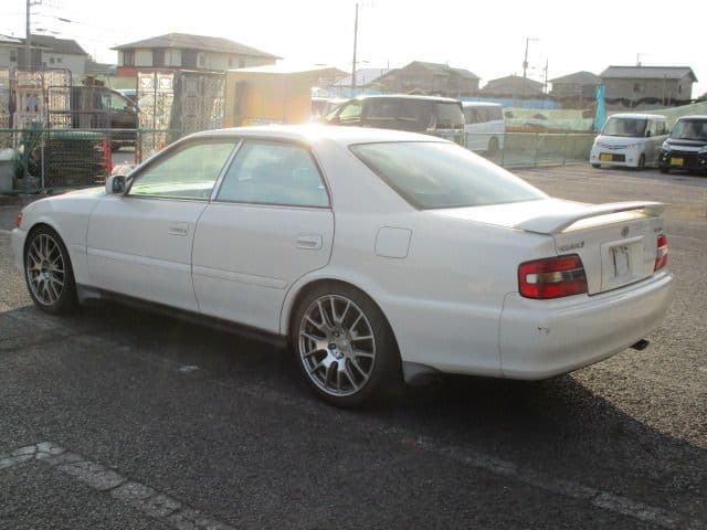 1998 Toyota Chaser JDM car for sale — photo 4 of 23