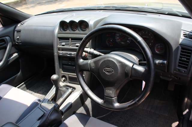 1998 Nissan Skyline JDM car for sale — photo 15 of 25