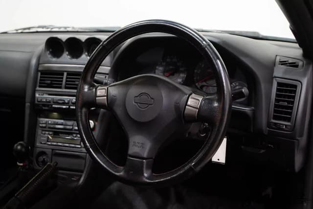 1998 Nissan Skyline JDM car for sale — photo 14 of 25