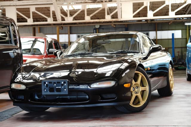 1996 Mazda RX-7 JDM car for sale — photo 3 of 25