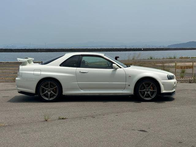 2001 Nissan Skyline JDM car for sale — photo 14 of 16
