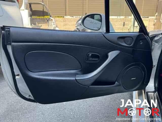 2000 Mazda Roadster (Eunos Roadster / MX-5) JDM car for sale — photo 8 of 11
