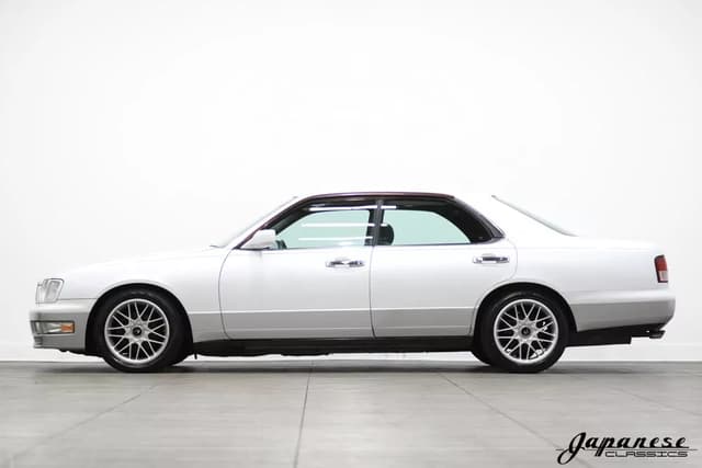 1995 Nissan Cedric JDM car for sale — photo 4 of 25