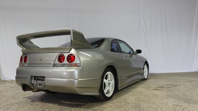 1998 Nissan Skyline JDM car for sale — photo 8 of 9