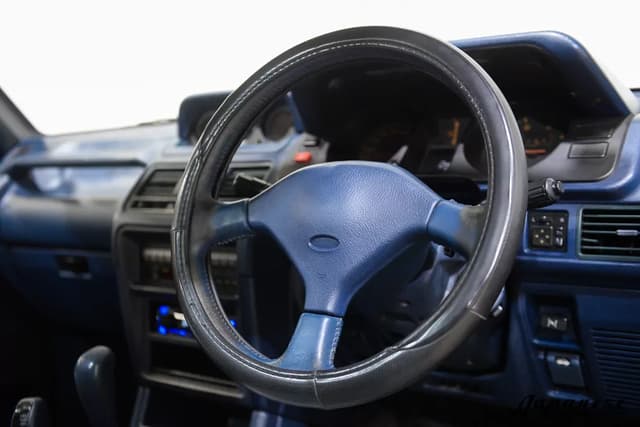 1991 Mitsubishi Pajero JDM car for sale — photo 13 of 25
