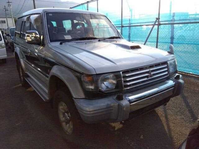 1993 Mitsubishi Pajero JDM car for sale — photo 4 of 6