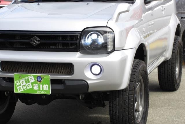 2008 Suzuki Jimny JDM car for sale — photo 5 of 9