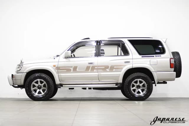 1996 Toyota Hilux JDM car for sale — photo 4 of 25
