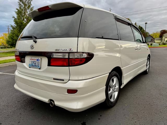 2000 Toyota Estima JDM car for sale — photo 8 of 25