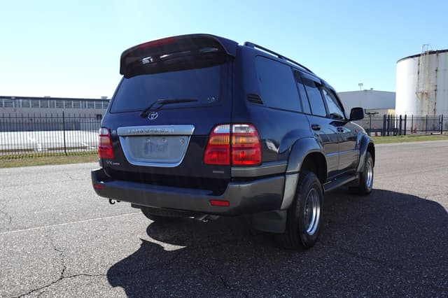2000 Toyota Land Cruiser JDM car for sale — photo 18 of 20