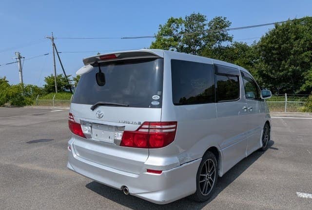 2005 Toyota Alphard JDM car for sale — photo 5 of 25