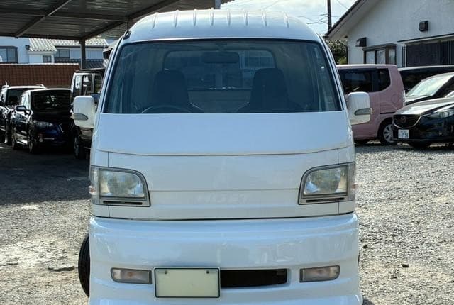 2003 Daihatsu Hijet JDM car for sale — photo 11 of 24