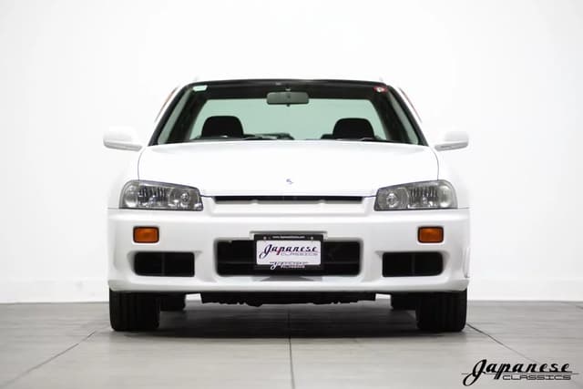 1998 Nissan Skyline JDM car for sale — photo 2 of 25