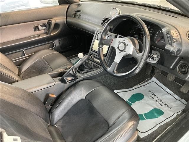 1993 Nissan Skyline JDM car for sale — photo 20 of 25