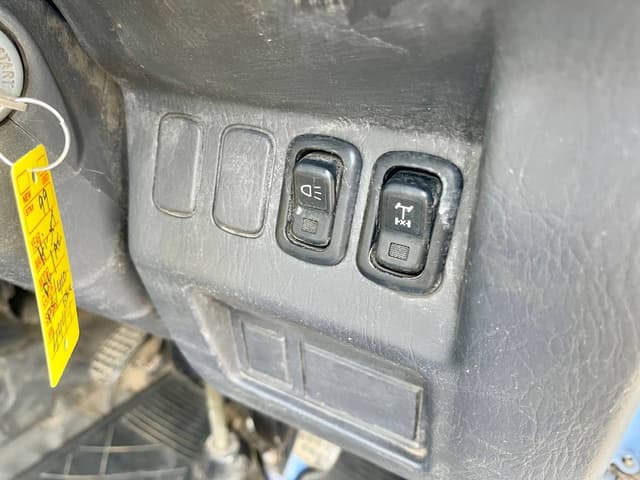 1999 Daihatsu Hijet JDM car for sale — photo 25 of 25