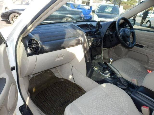 2001 Toyota Altezza JDM car for sale — photo 10 of 20