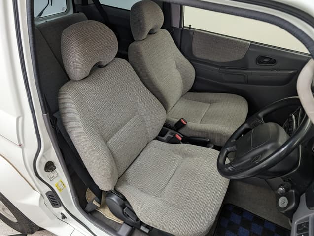 1996 Mitsubishi Pajero JDM car for sale — photo 13 of 24