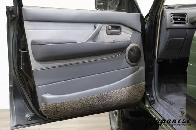 1993 Toyota Land Cruiser JDM car for sale — photo 20 of 25
