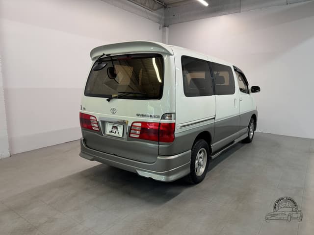 2001 Toyota Grand Hiace JDM car for sale — photo 15 of 25