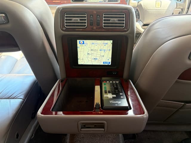 1999 Toyota Century JDM car for sale — photo 19 of 24