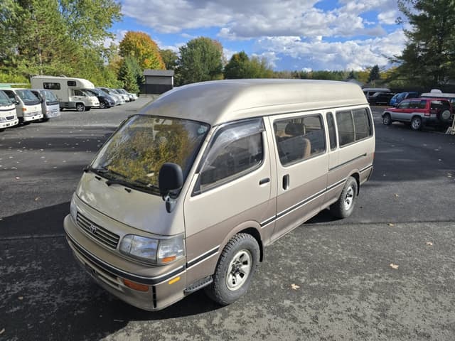 1996 Toyota HiAce JDM car for sale — photo 11 of 25