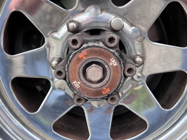 1991 Nissan Safari JDM car for sale — photo 12 of 23